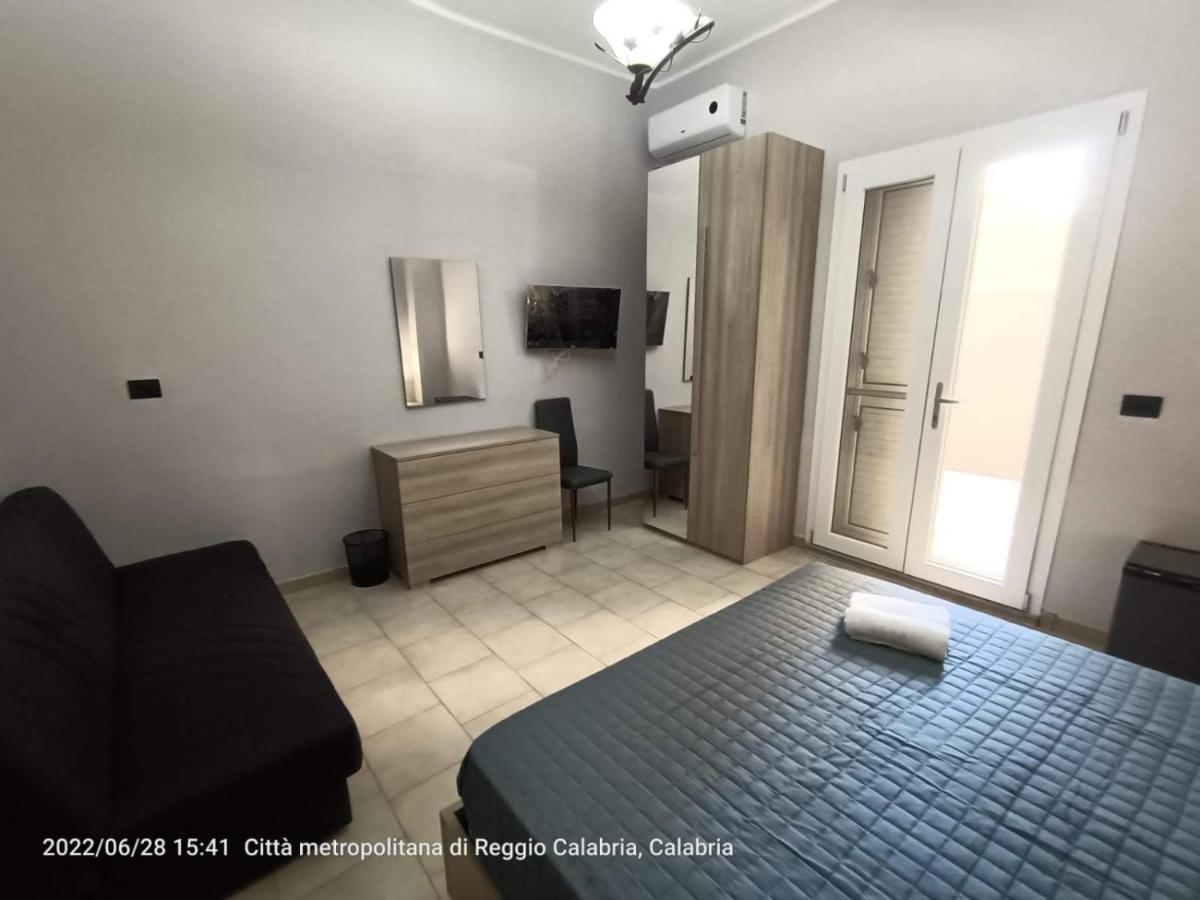 Nonna Rosa Hotel Реджо ди Калабрия Екстериор снимка