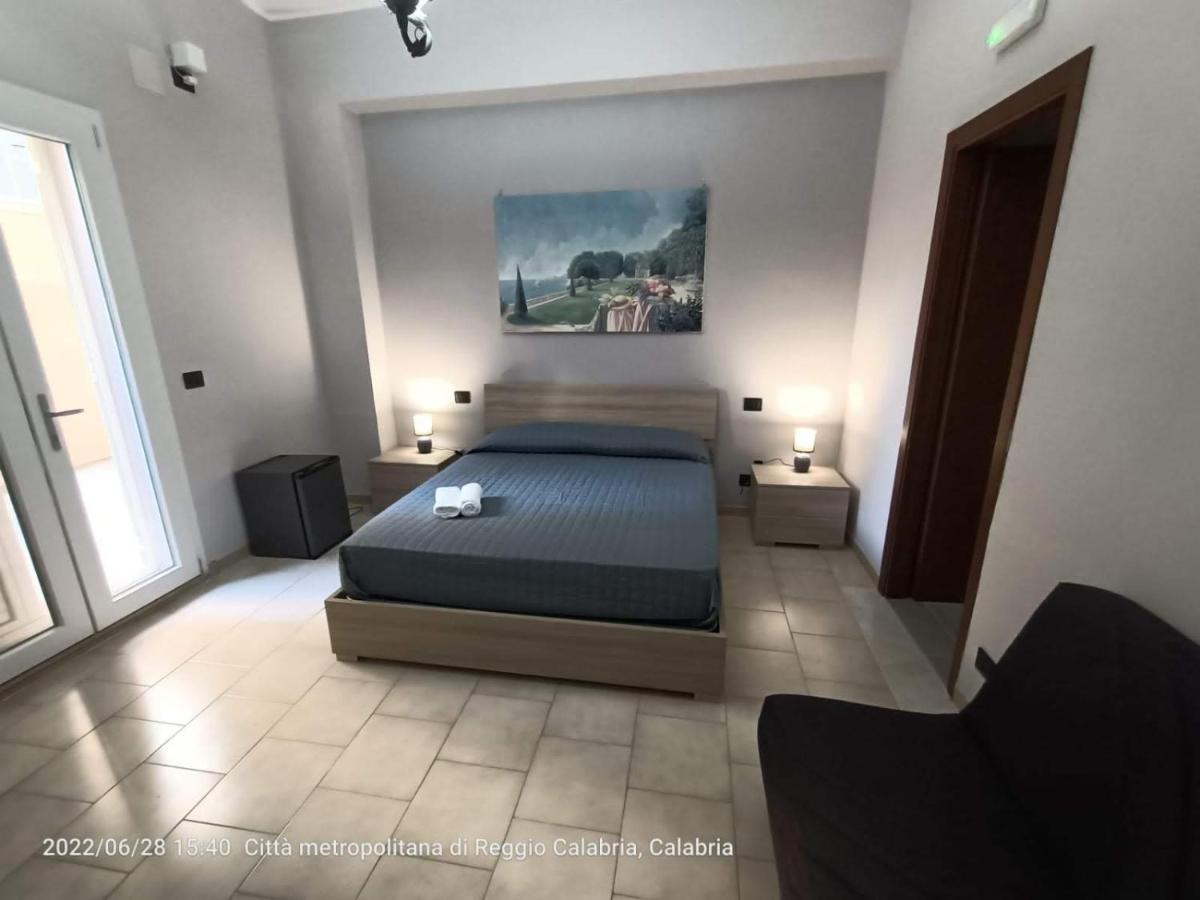 Nonna Rosa Hotel Реджо ди Калабрия Екстериор снимка